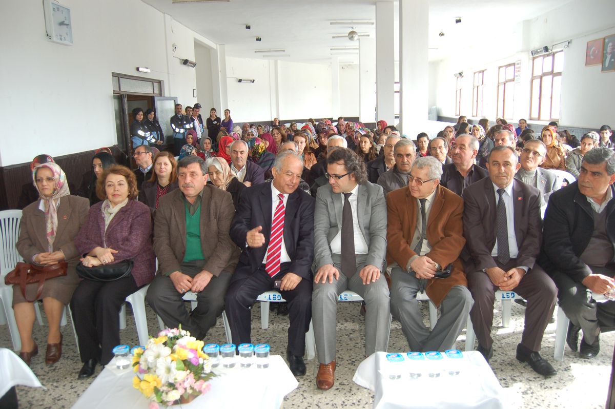 Kişisel Gelişim Seminerine Yoğun İlgi