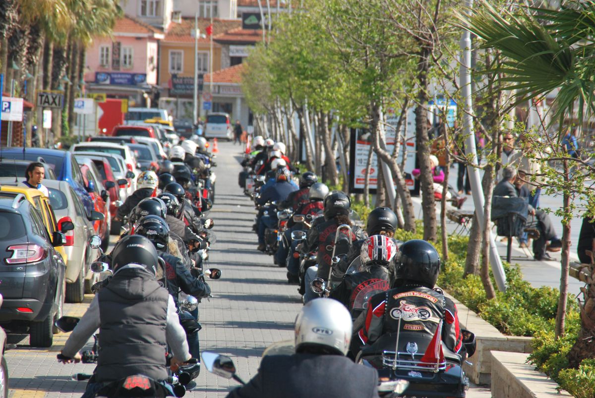 Marmaris\'te \'Kask Hayat Kurtarır\' Turu