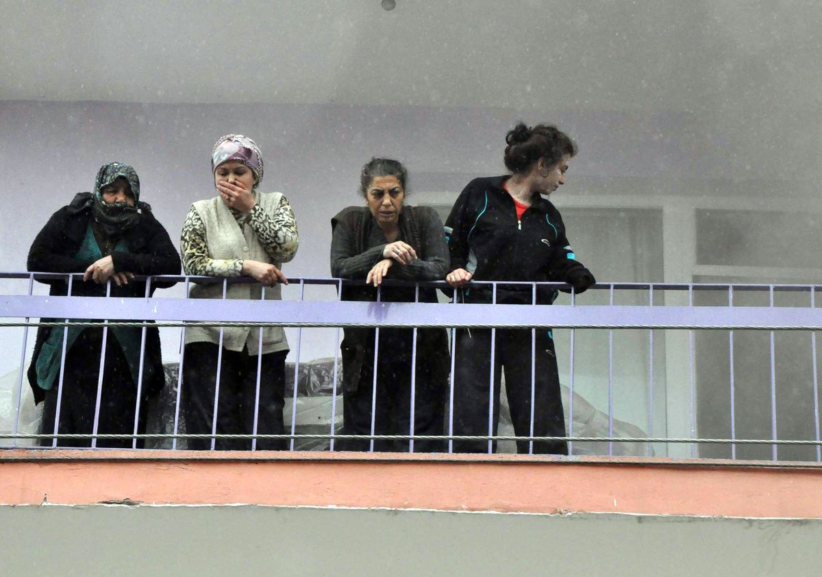 (Özel Haber) Gözyaşları İçinde Kurtarılmayı Beklediler