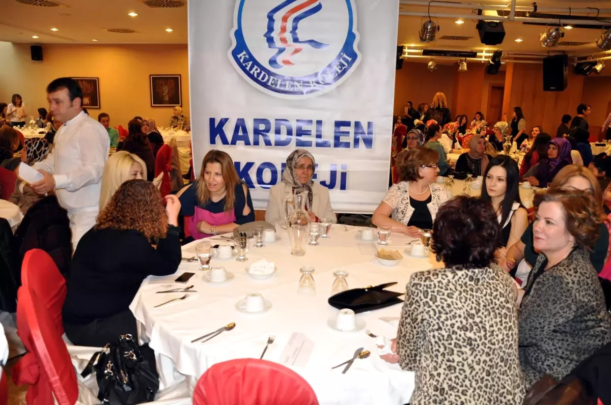 Kardelen Koleji Geleneksel Çay Partisi Yapıldı