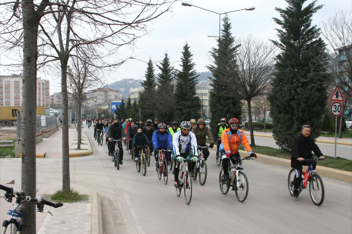 Pedaller Yeşilay İçin Çevrildi