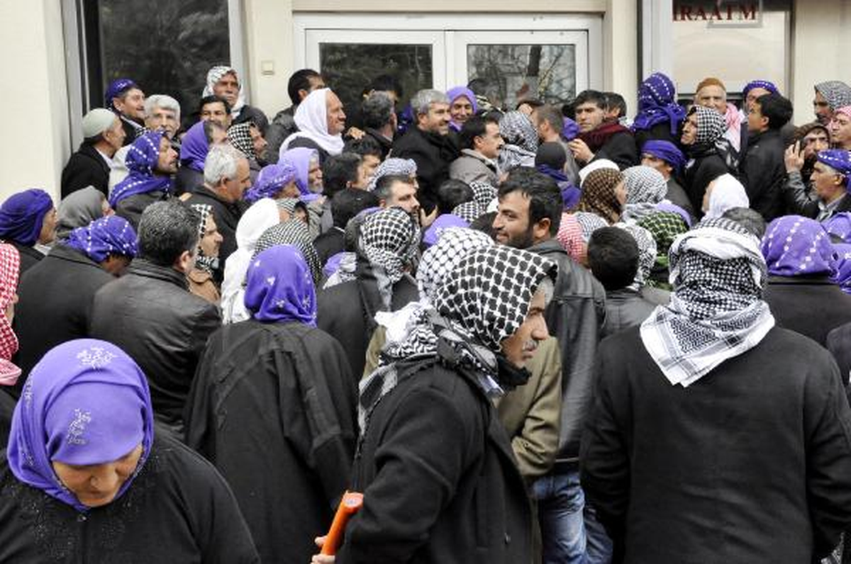 Siverek\'te Destekleme Primi İzdihamı