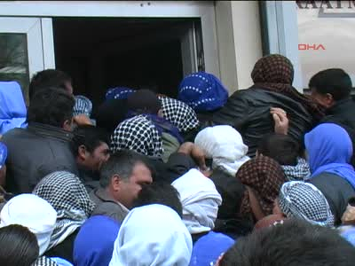 Siverek\'te Destekleme Primi İzdihamı