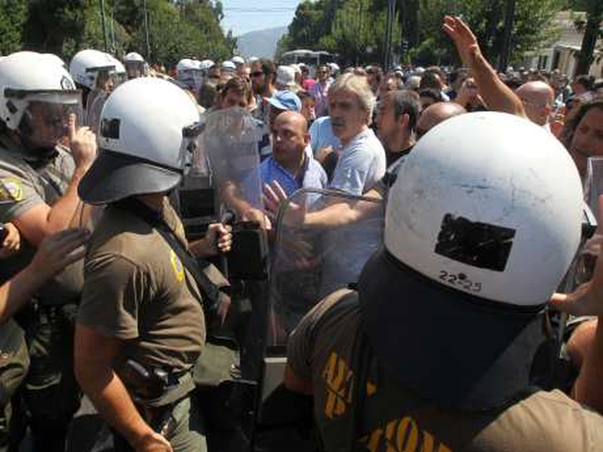 Yunanistanlı Gazeteciler Haber Grevinde