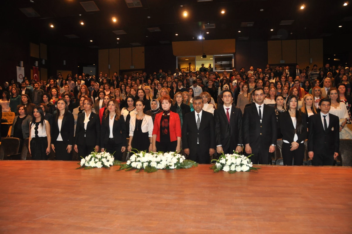 Başarılı Iş Kadınları Öğrencilerle Buluştu