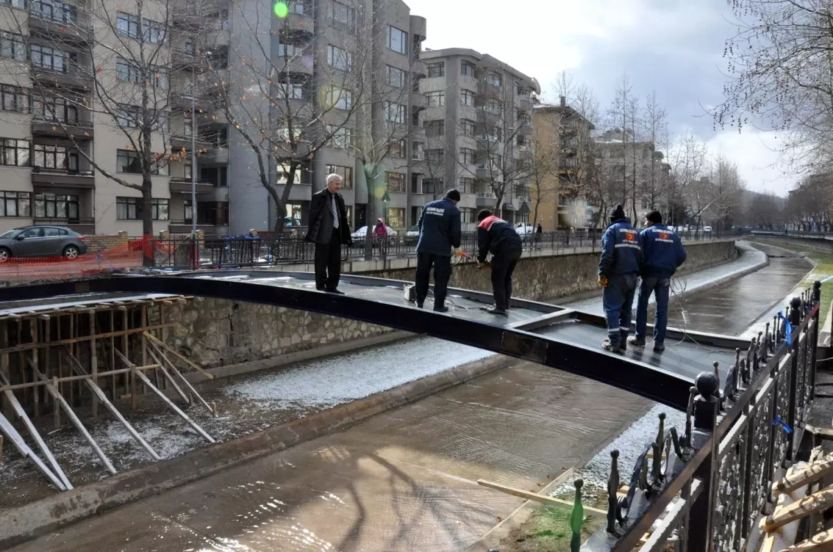 Başkan Vekili Yavuz, Köprü Yapım Çalışmalarını İnceledi