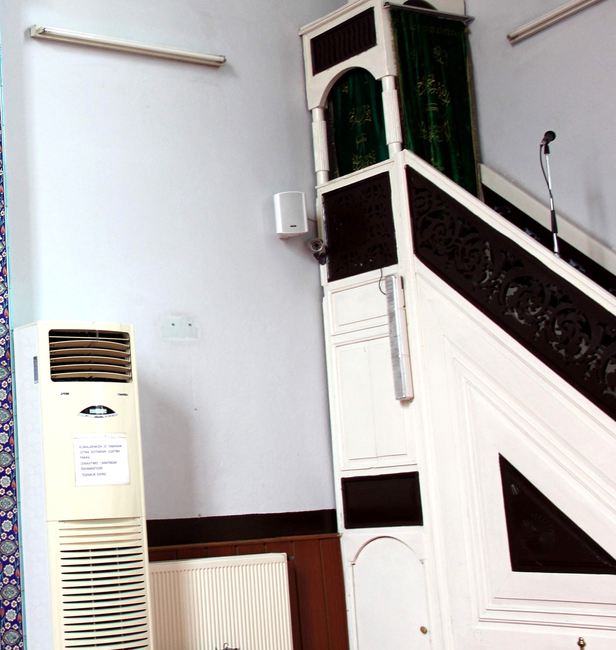 Camide Hırsızlığa Karşı Kamera Sistemi Kuruldu