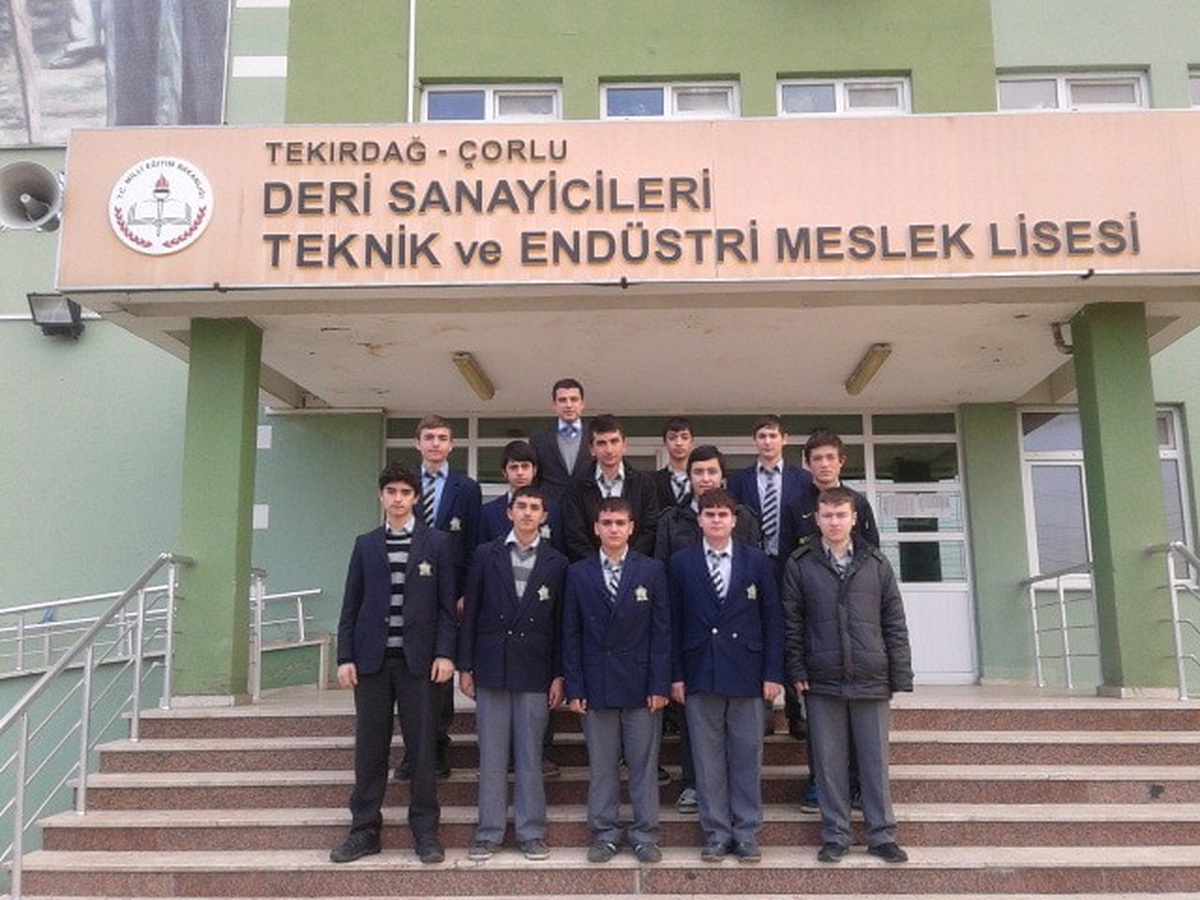 Deri Sanayicileri Endüstri Meslek Lisesi Avrupa\'ya Açılıyor
