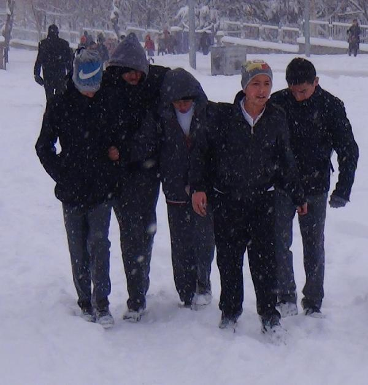 Erzurum\'da 62 Santim Kar, Okullar 1 Gün Tatil