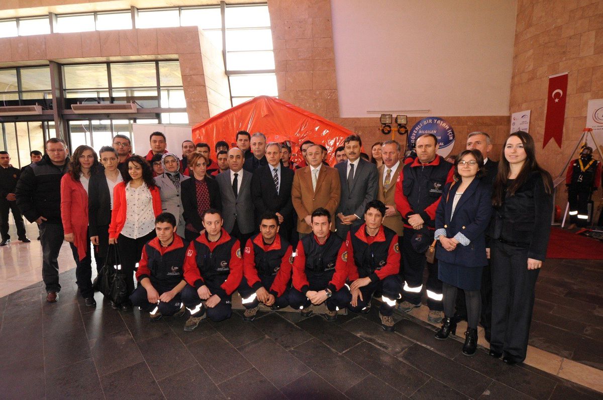 Forum Trabzon'da 'AFAD' Fotoğraf Sergisi Açıldı