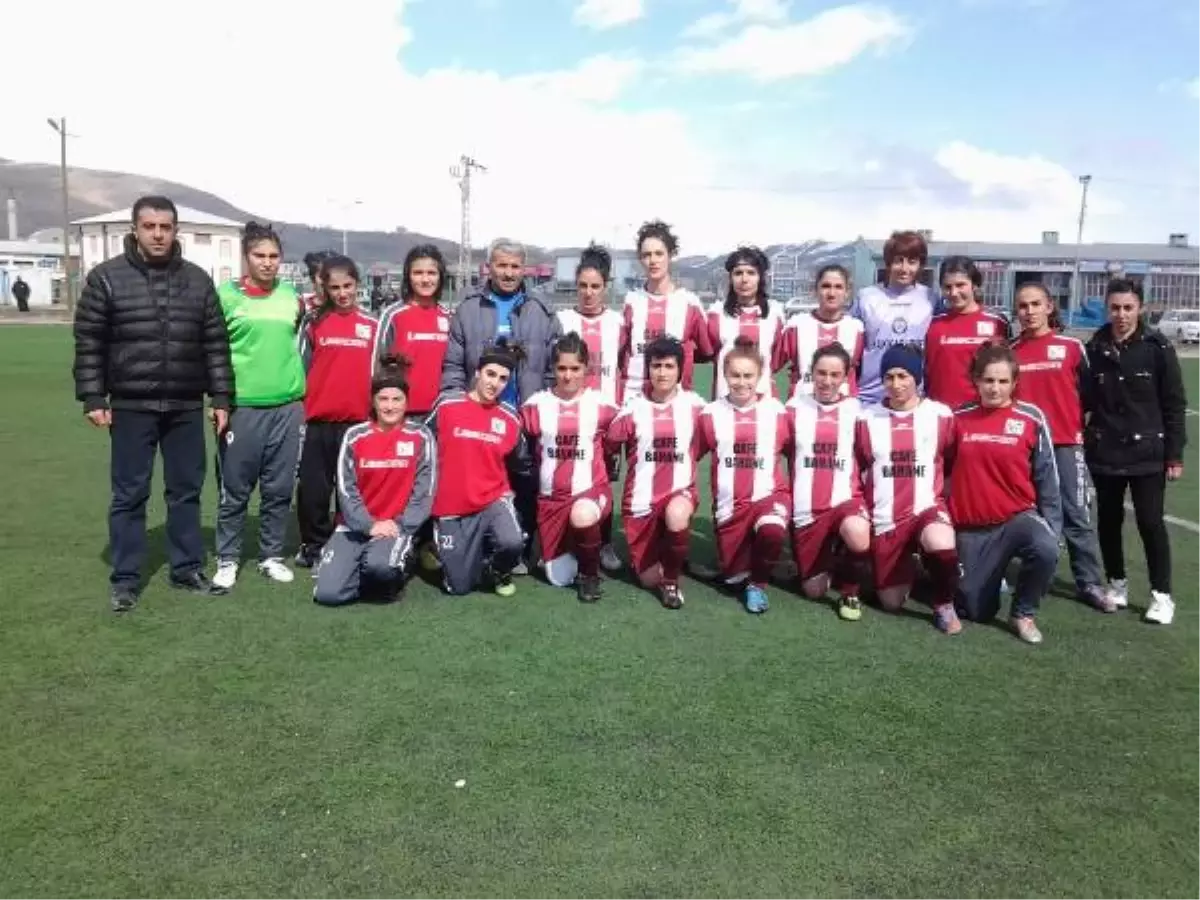 Hakkari Bayan Futbol Takımının Büyük Başarısı