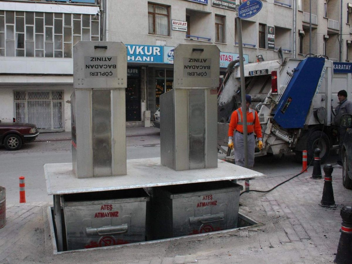 Karatay\'da Yer Altı Çöp Konteynerleri Çoğalıyor