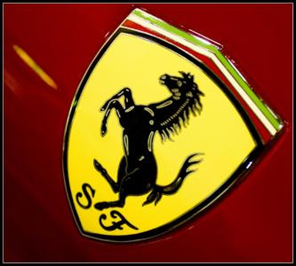 Laferrari Cenevre\'nin Yıldızı Oldu!