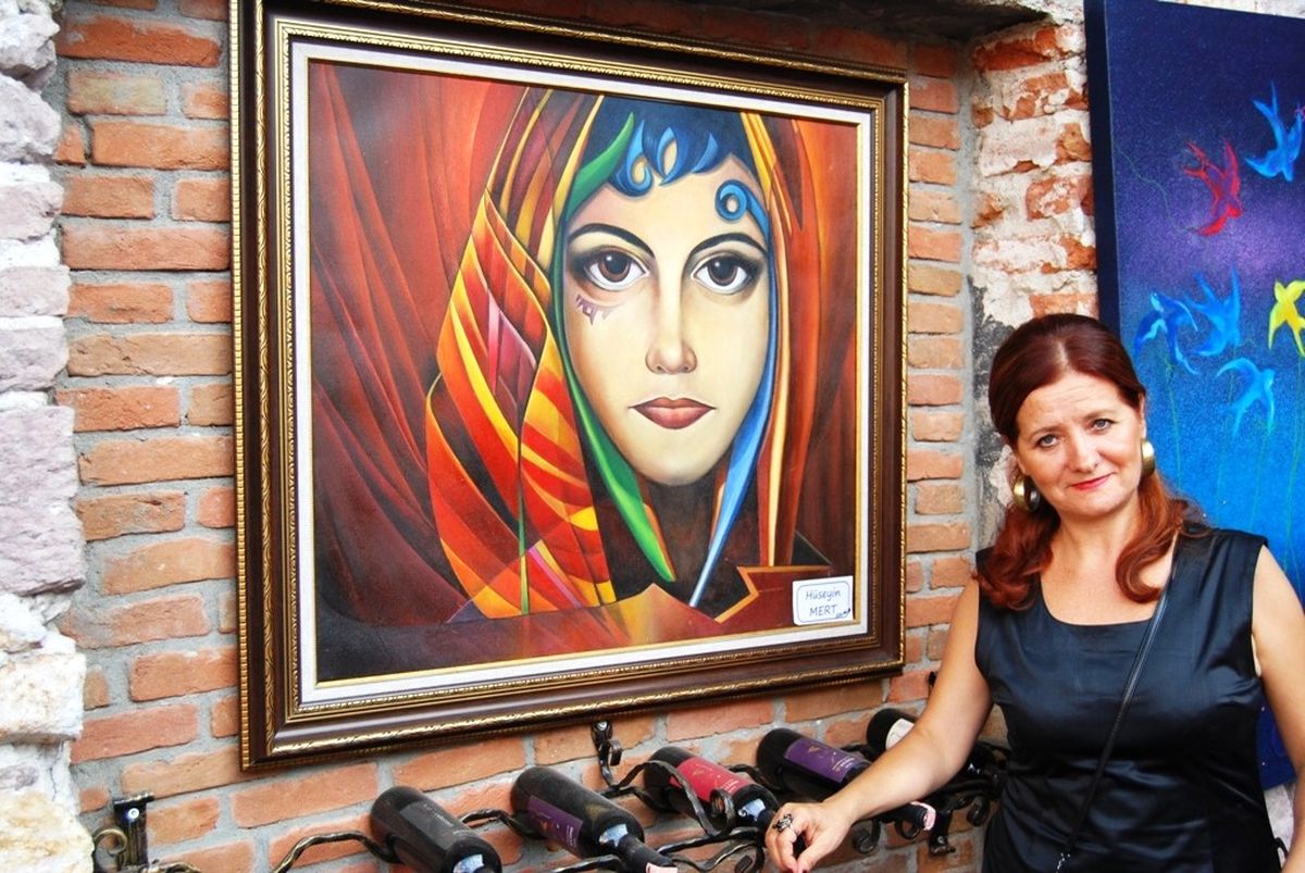 Ayvalıklı Sanatçı İstanbul\'u Sallamaya Gidiyor