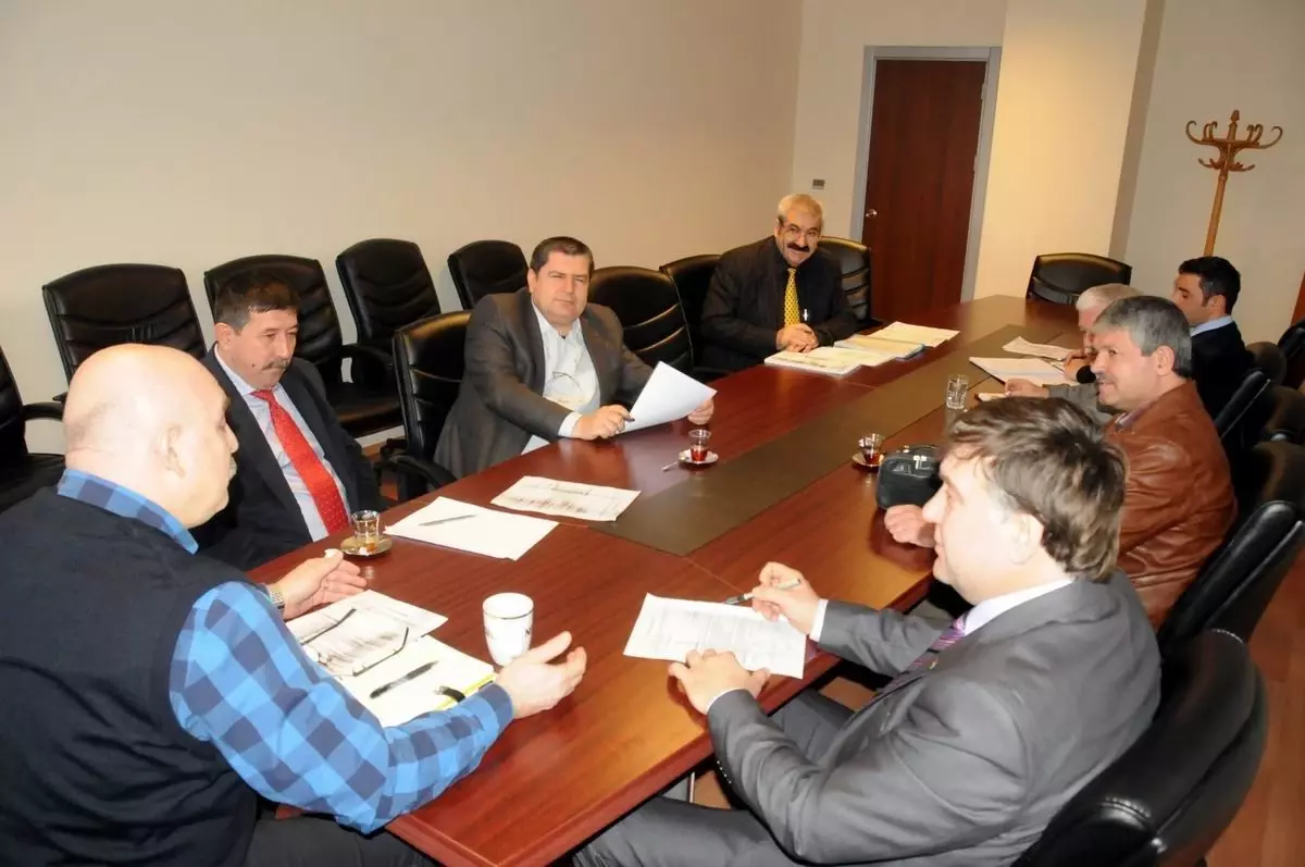 Cumhuriyet Caddesi'nde Park Yasağı Uygulaması Başlıyor