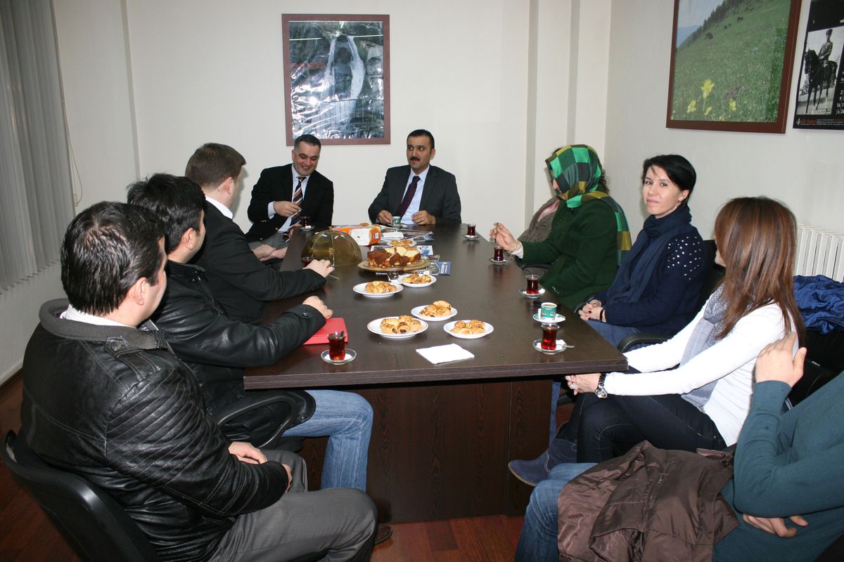 Düzce Belediye Başkanı Bayram, Ziraat Mühendisleri Odası\'nı Ziyaret Etti