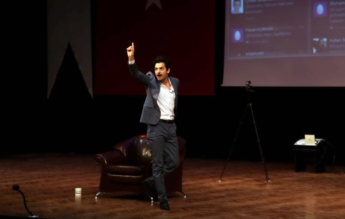 Komedyen Hayrettin GAÜN\'de Öğrencilerle Buluştu