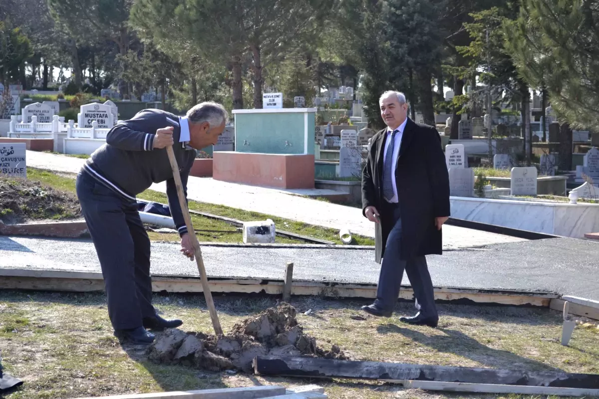 İstasyon Mezarlığı Yeni Bir Çehre Kazanıyor