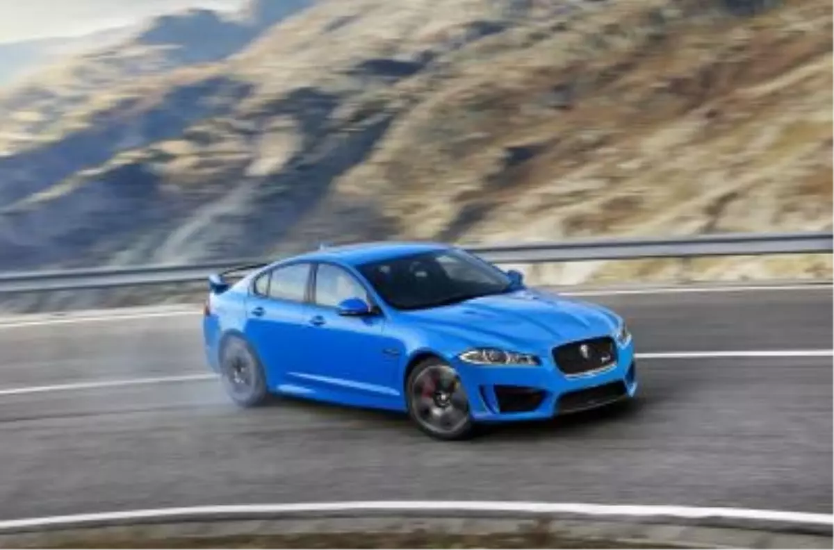 Xfr-S Cenevre\'deki En Hızlı Jaguar