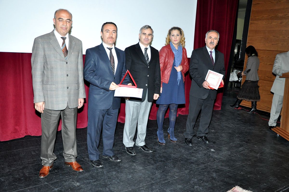 Aksaray\'da Kaliteli Okullar Ödüllendirildi