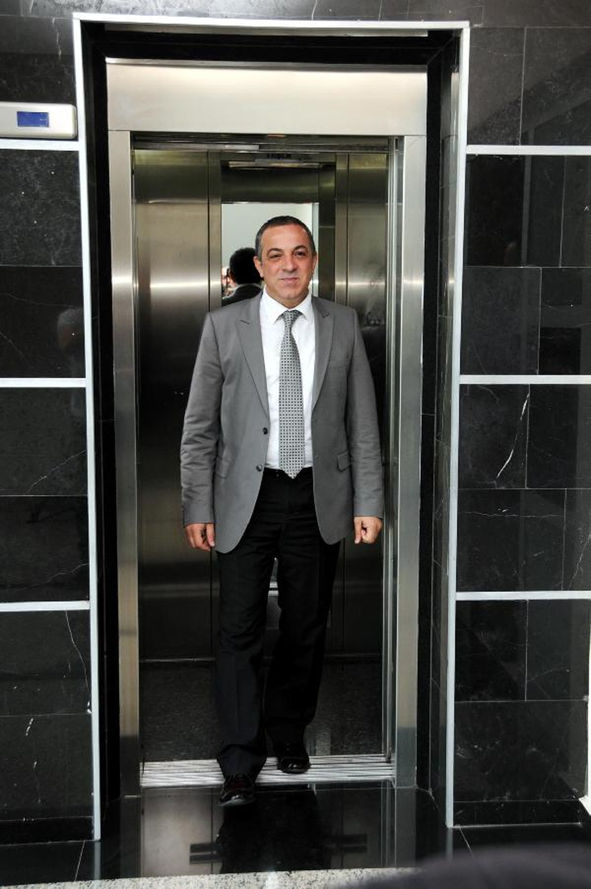 2 ilçede asansörlerin yüzde 93\'ü riskli

