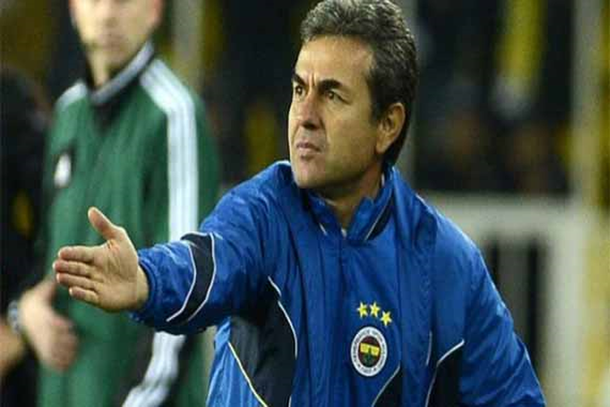 Aykut Kocaman: "Henüz İlk Yarı Bitti, 1-0 Öndeyiz"