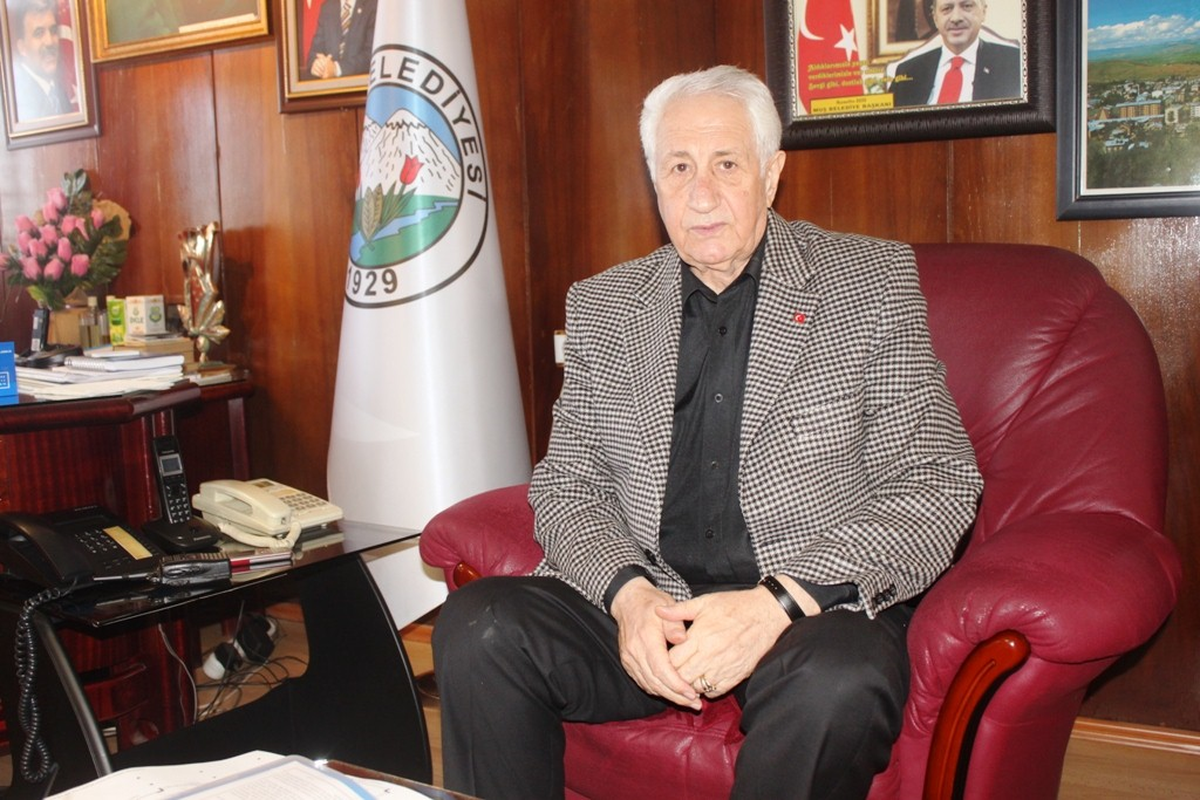 Başkan Dede \'8 Mart Dünya Kadınlar Günü\'nü Kutladı