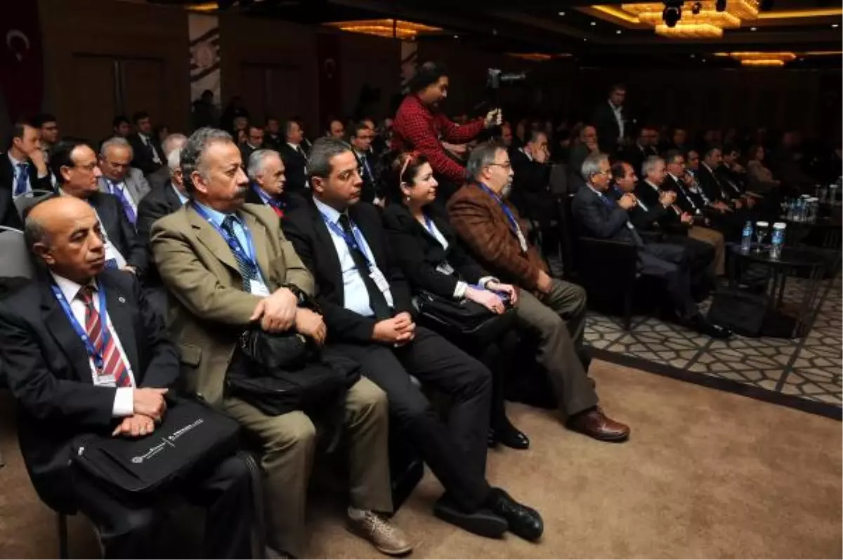 Fen Edebiyat Fakültelerinin Sorunları Masaya Yatırıldı