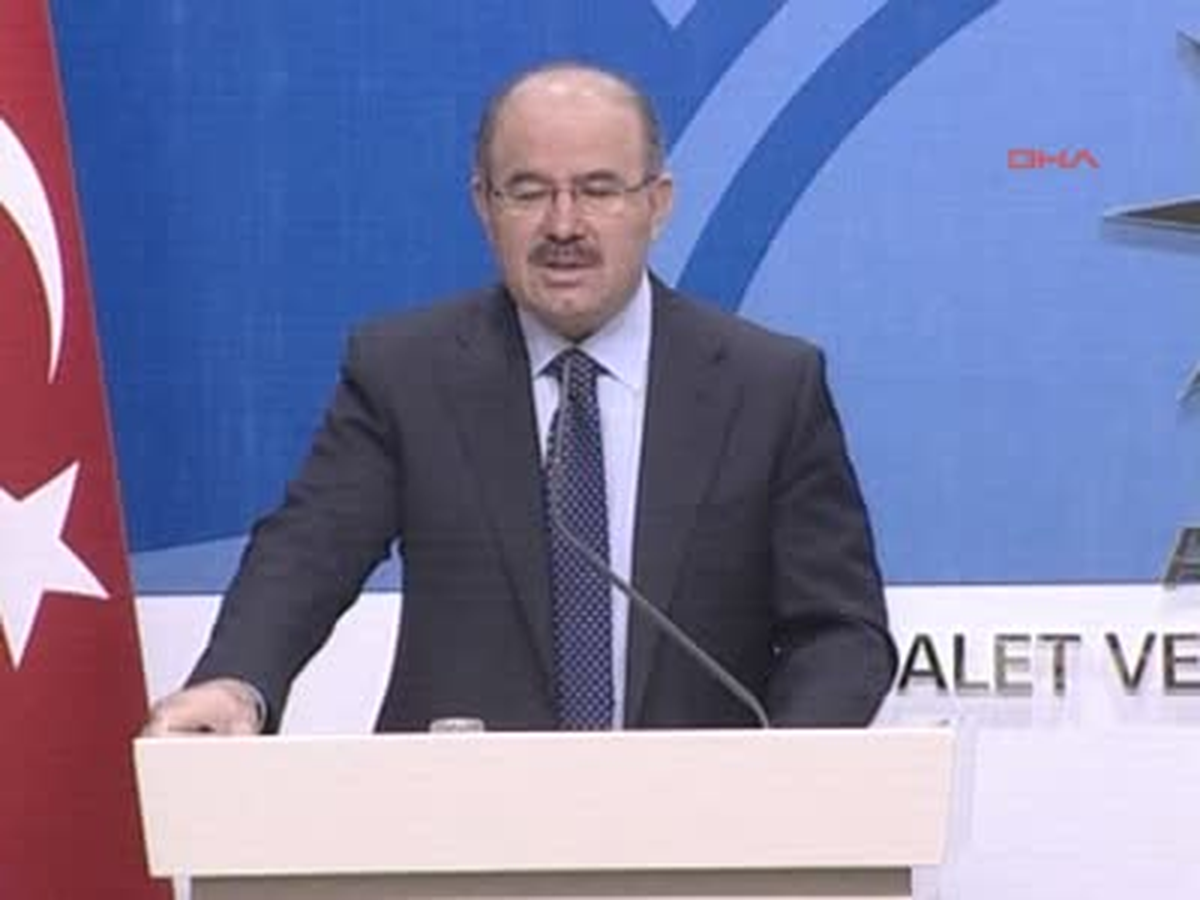 Hüseyin Çelik : Sızdırılan Şeylerin Türk Kamuoyu Açısından Pek Kıymeti Harbiyesi Olduğunu Sanmıyorum