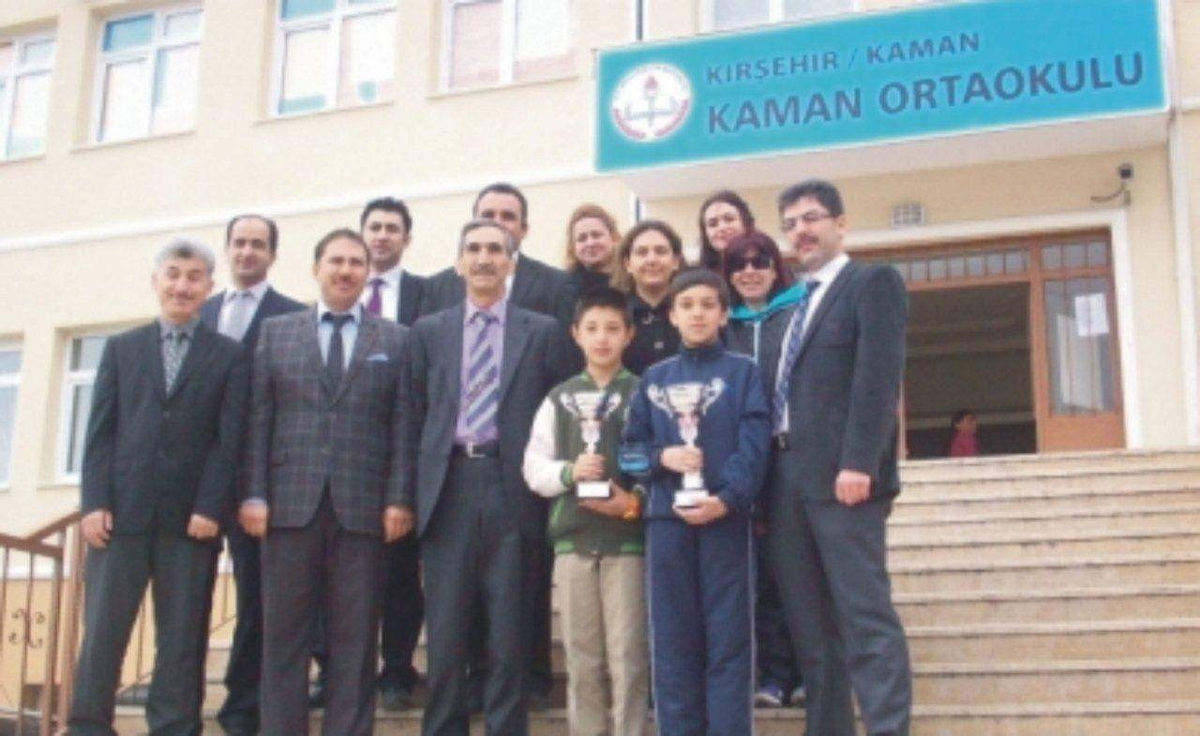 Kaman Ortaokulu 5 Ayda 6 Kupa ve 6 Madalya Kazandı