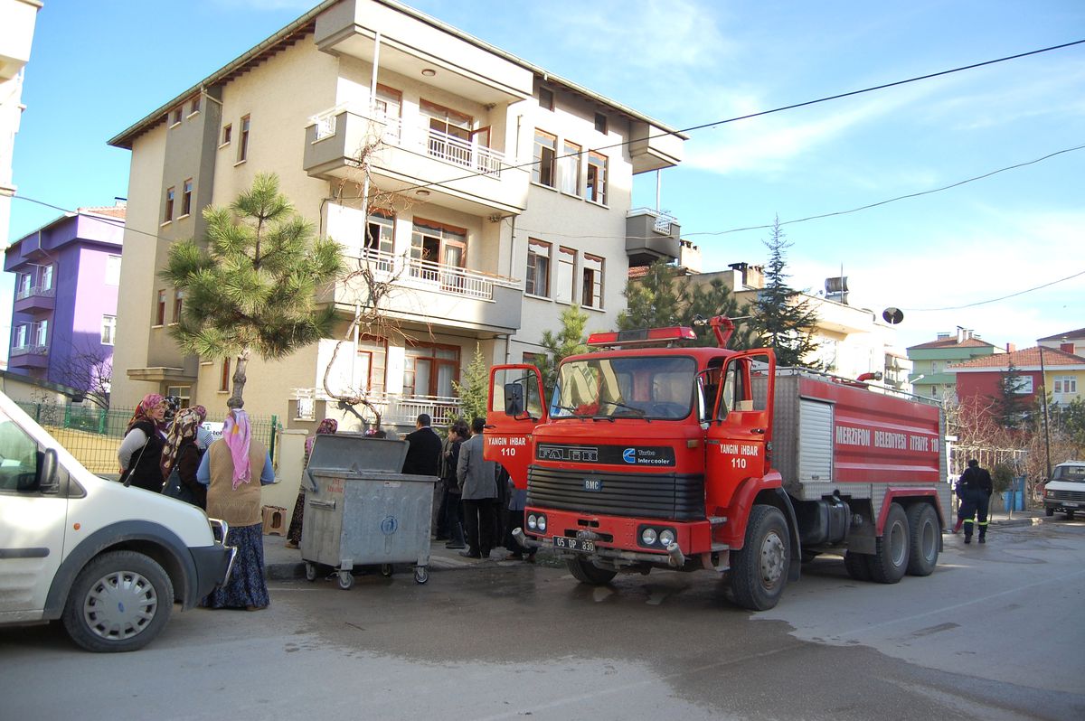 Merzifon\'da Buzdolabı Patladı