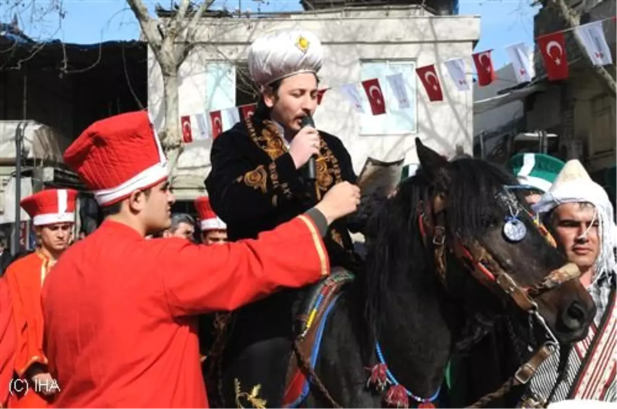 Saray Sümbülleri Toprakla Buluştu