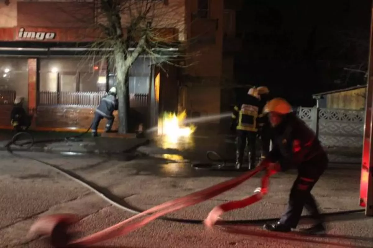 Doğalgaz Kutusu Yangını Korkuttu