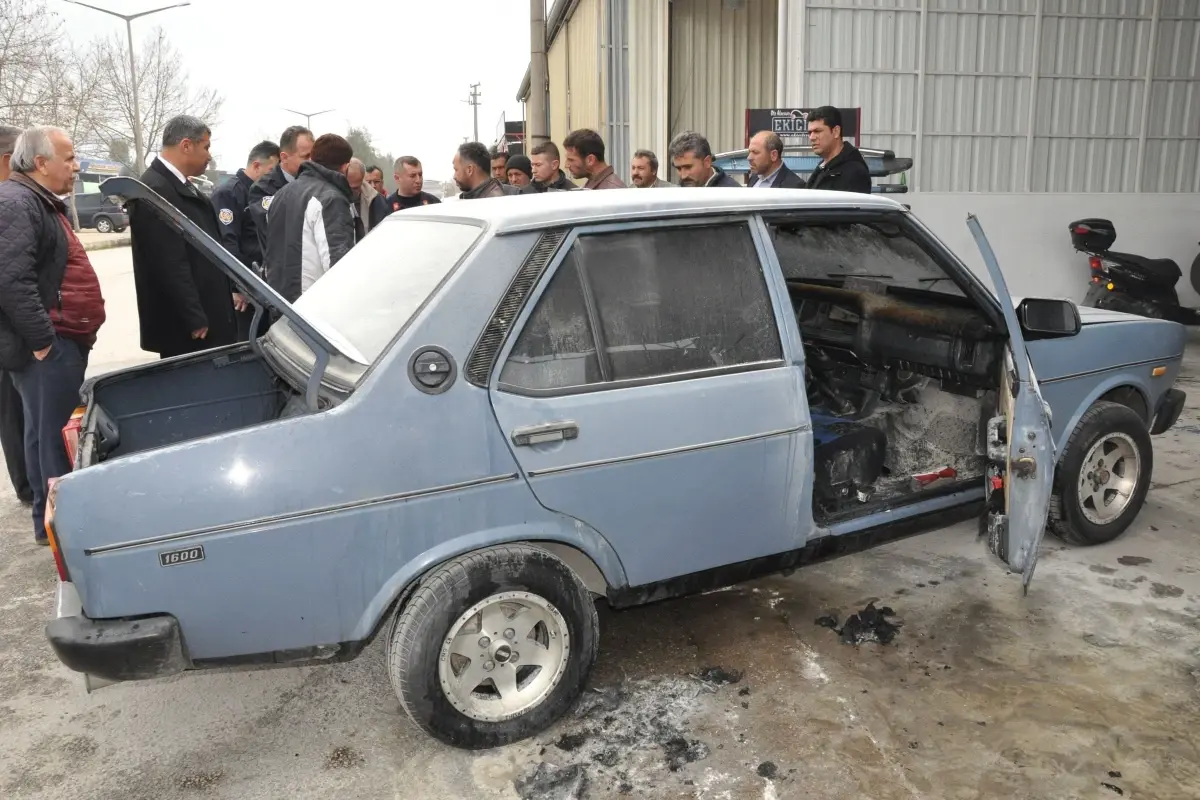 Bakım Yapılan Otomobil Yandı