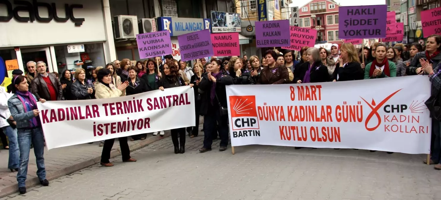 Bartın\'da, CHP\'li Kadınlardan Yürüyüş