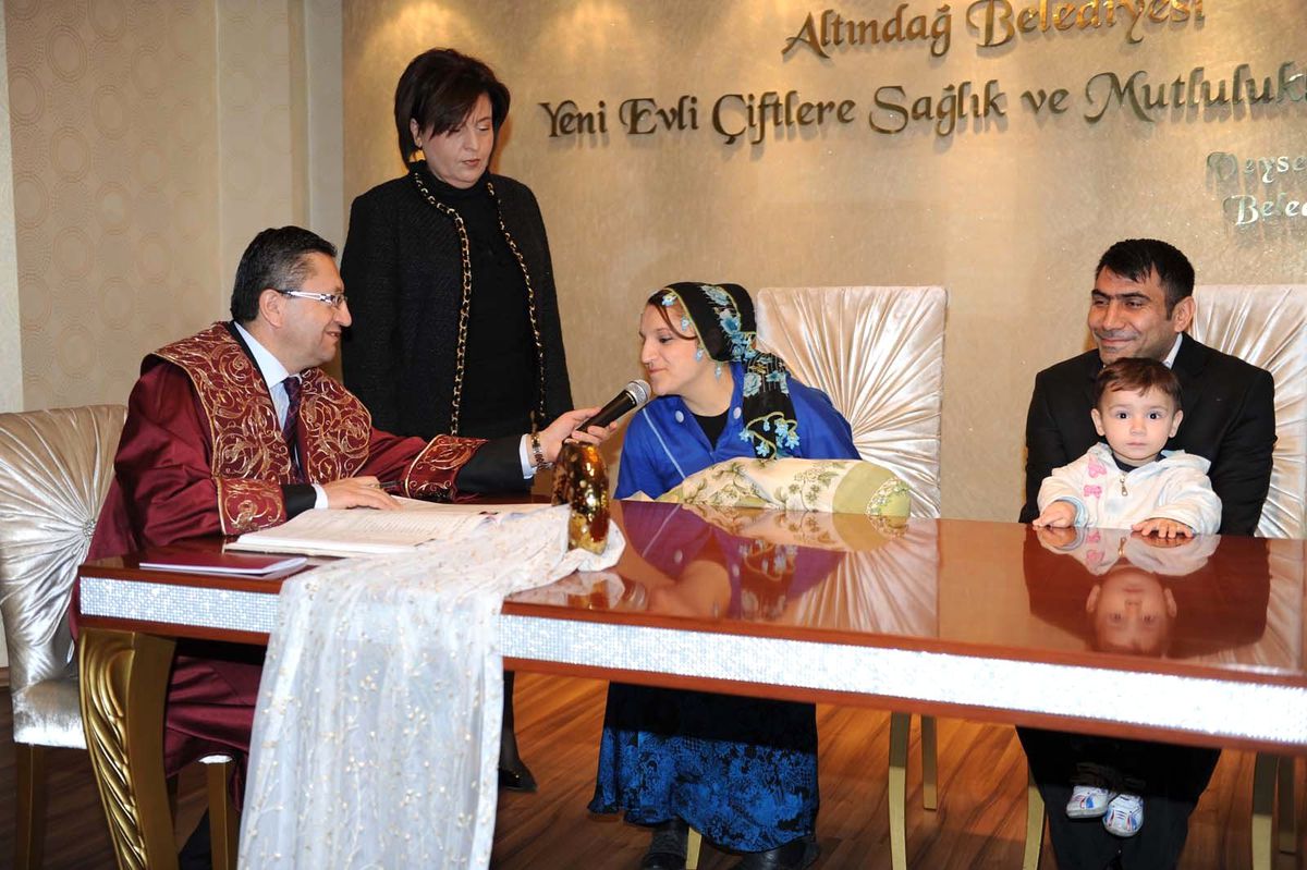 Başkan Tiryaki Dünya Kadınlar Günü\'nde Nikah Kıydı