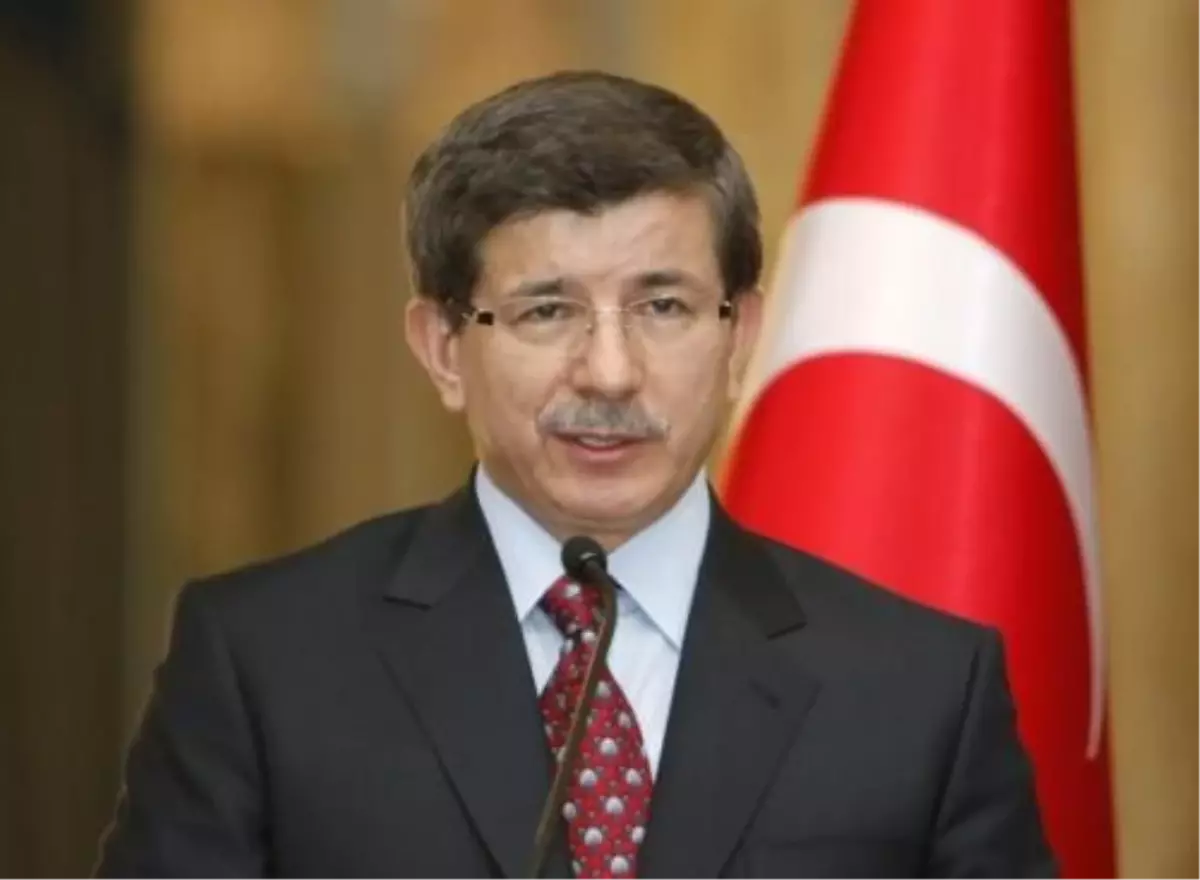 Dışişleri Bakanı Davutoğlu Londra\'da