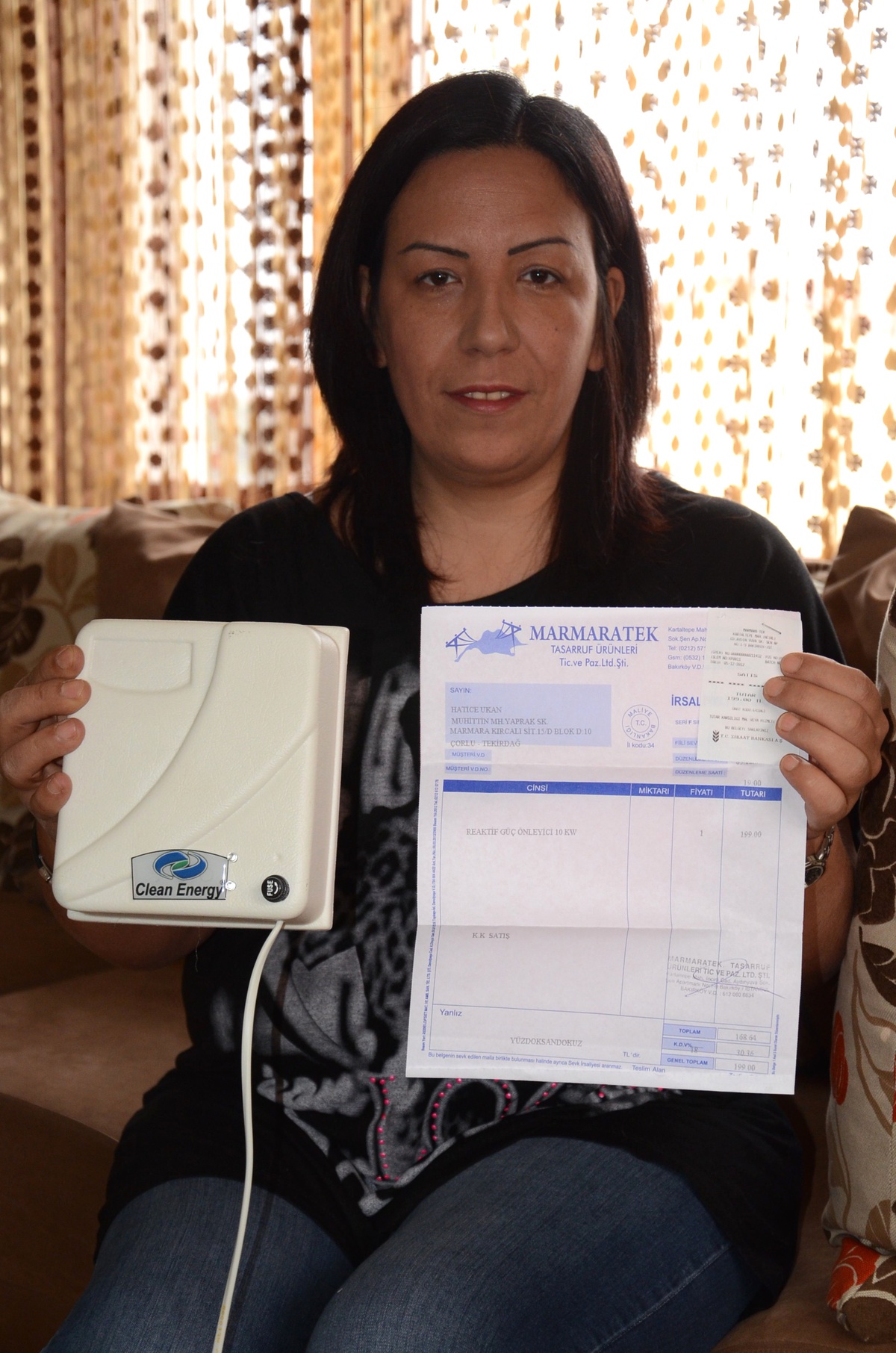 Elektrik Tasarruf Cihazı Satın Alan Kadının Kandırıldım İsyanı
