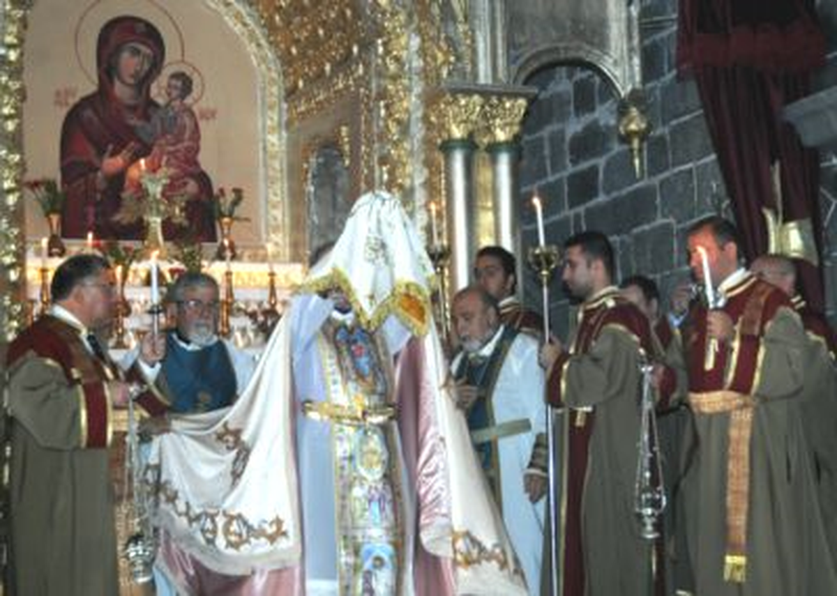 Ermeni Kilisesinde Ayin
