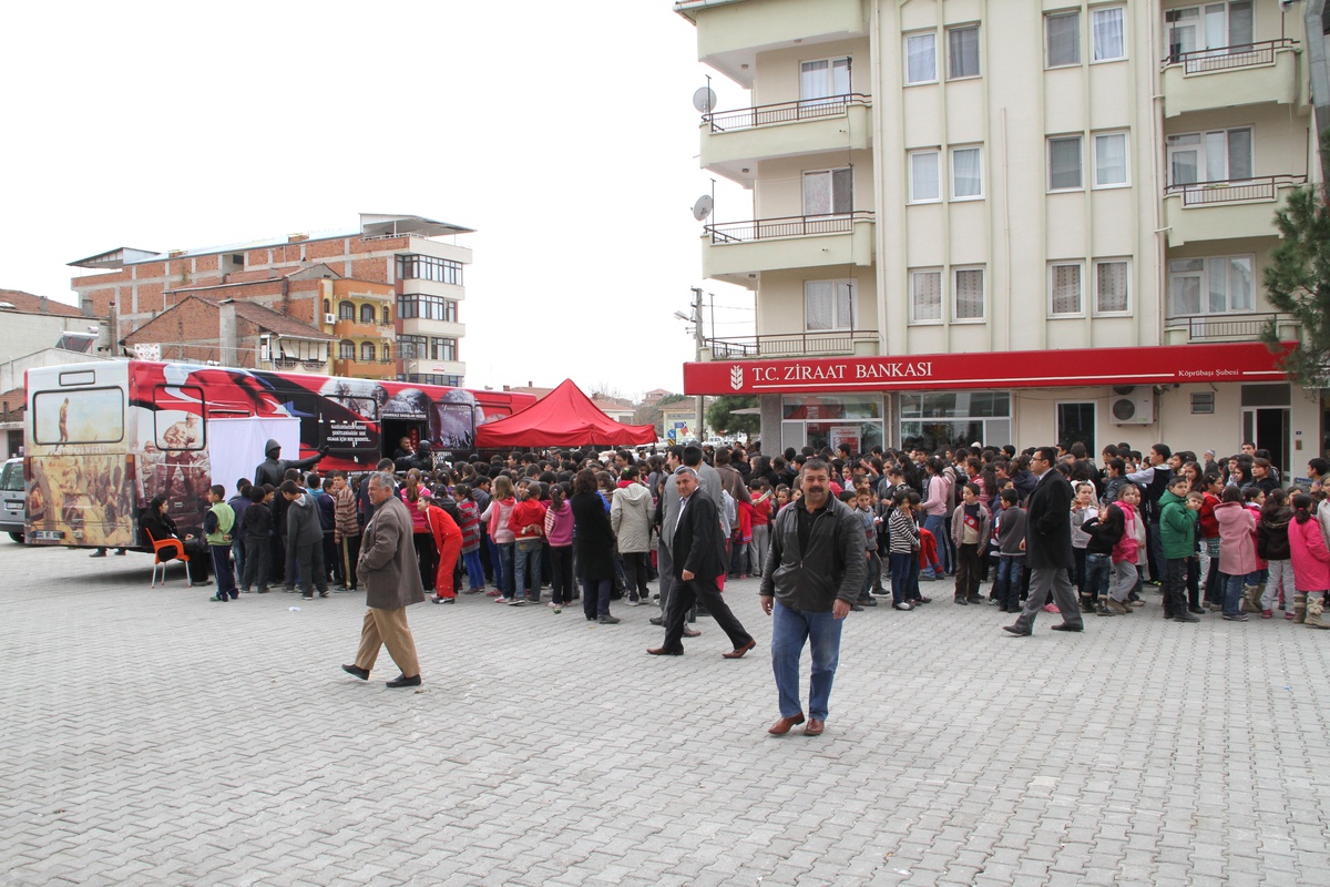 Gezici Çanakkale 1915 Savaş Müzesi Köprübaşı\'nda