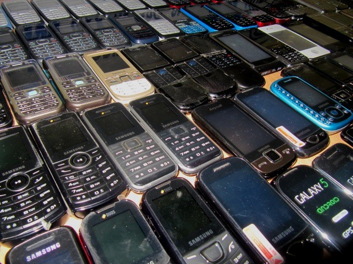 Iğdır\'da Kaçak Cep Telefonu Operasyonu