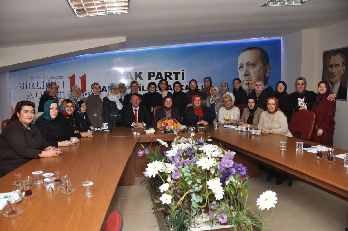 Karabalık, Kadın Kollarına Konuk Oldu