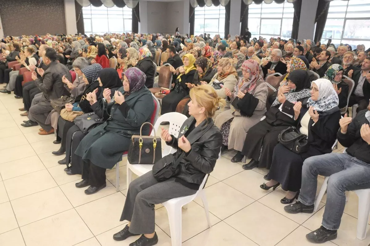 Kartepe\'de Dünya Kadınlar Günü Kutlandı