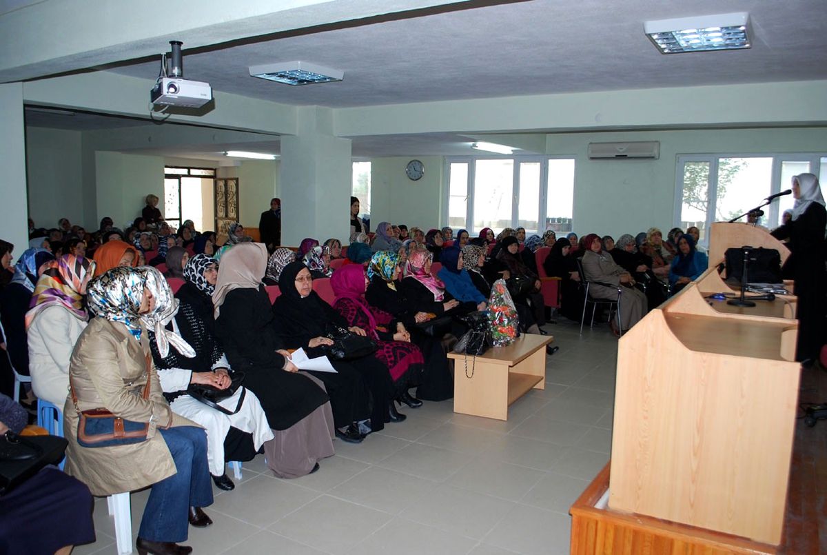 Mudanya Müftülüğü\'nden Kadınlara Konferans
