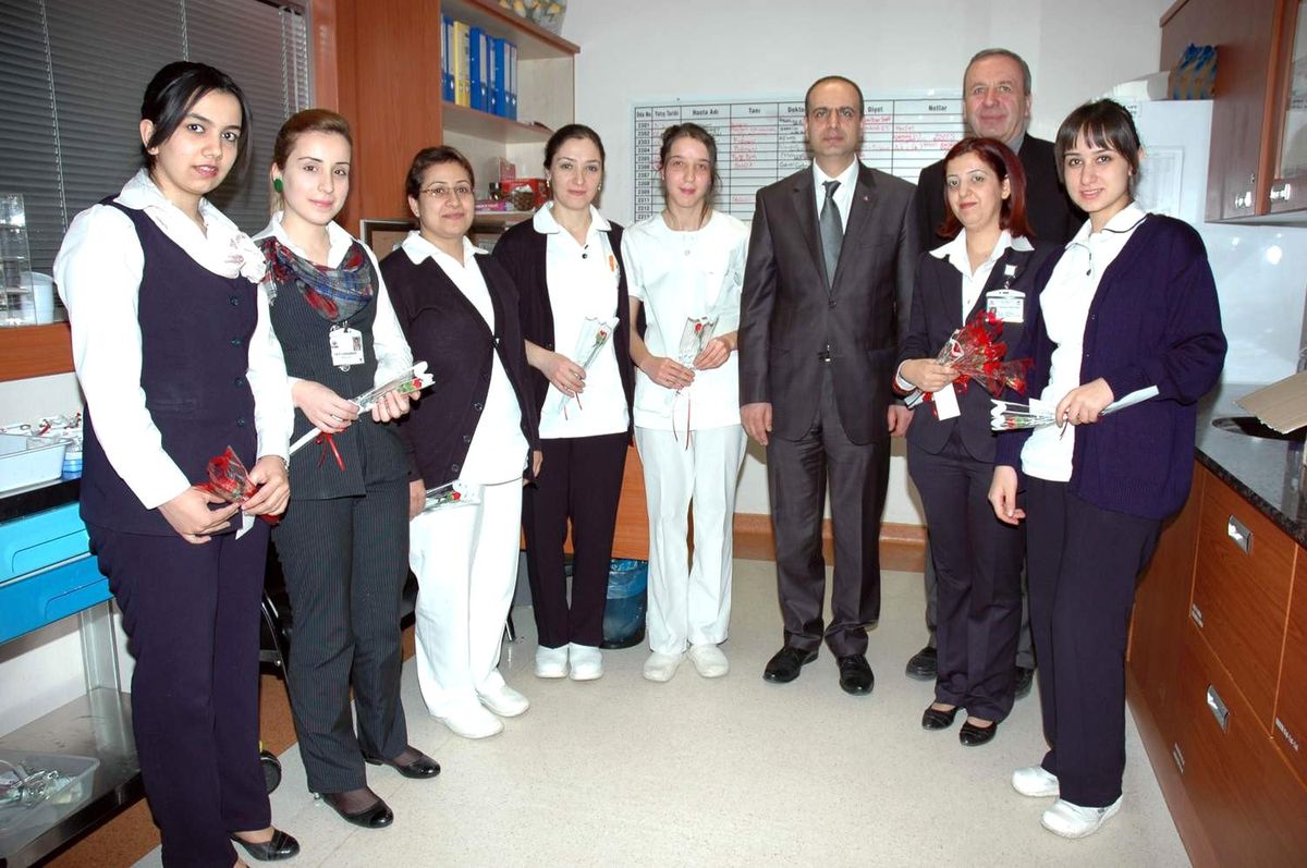Özel Sani Konukoğlu Hastanesi\'nde 8 Mart Dünya Kadınlar Günü