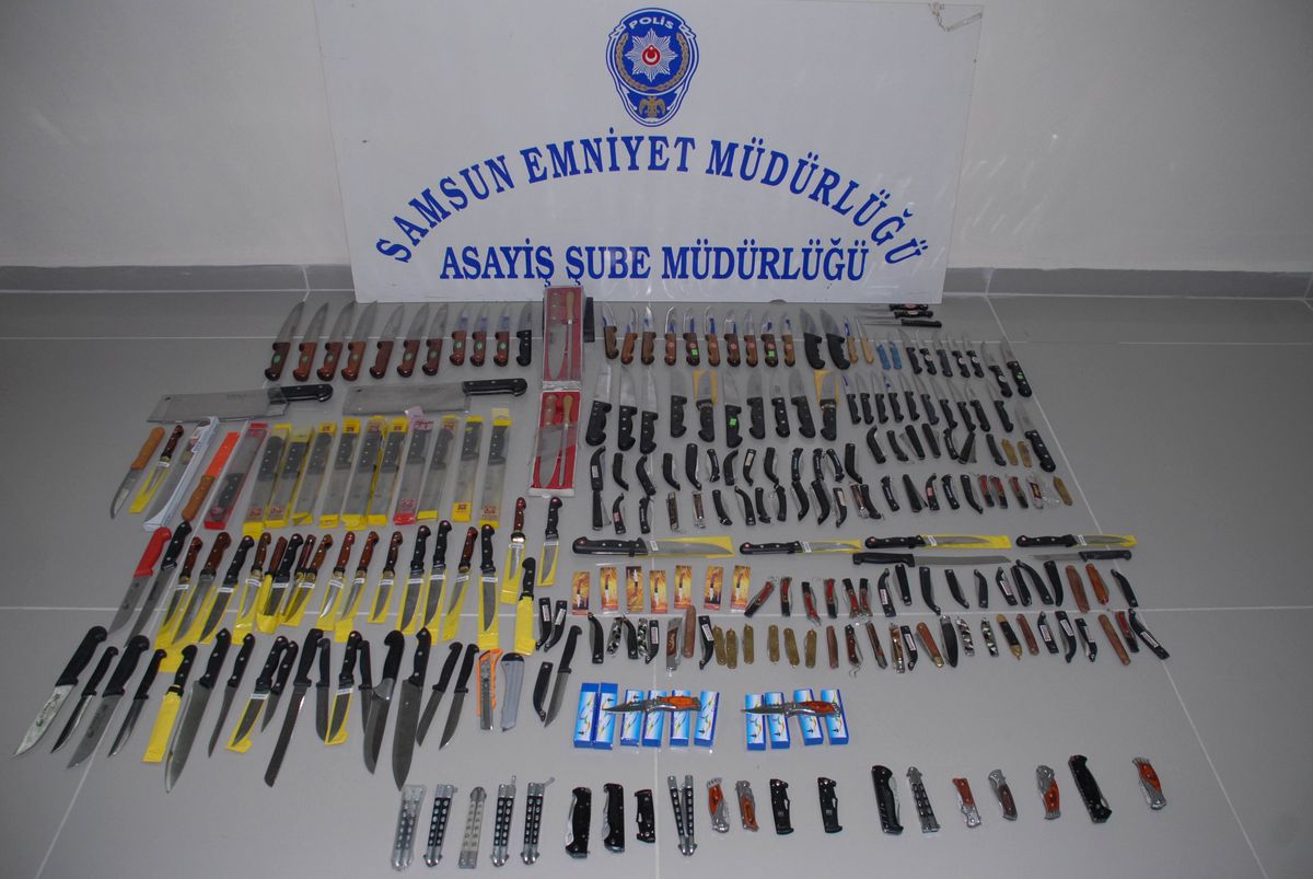 Polis Satışı Yasak 281 Adet Bıçağa El Koydu
