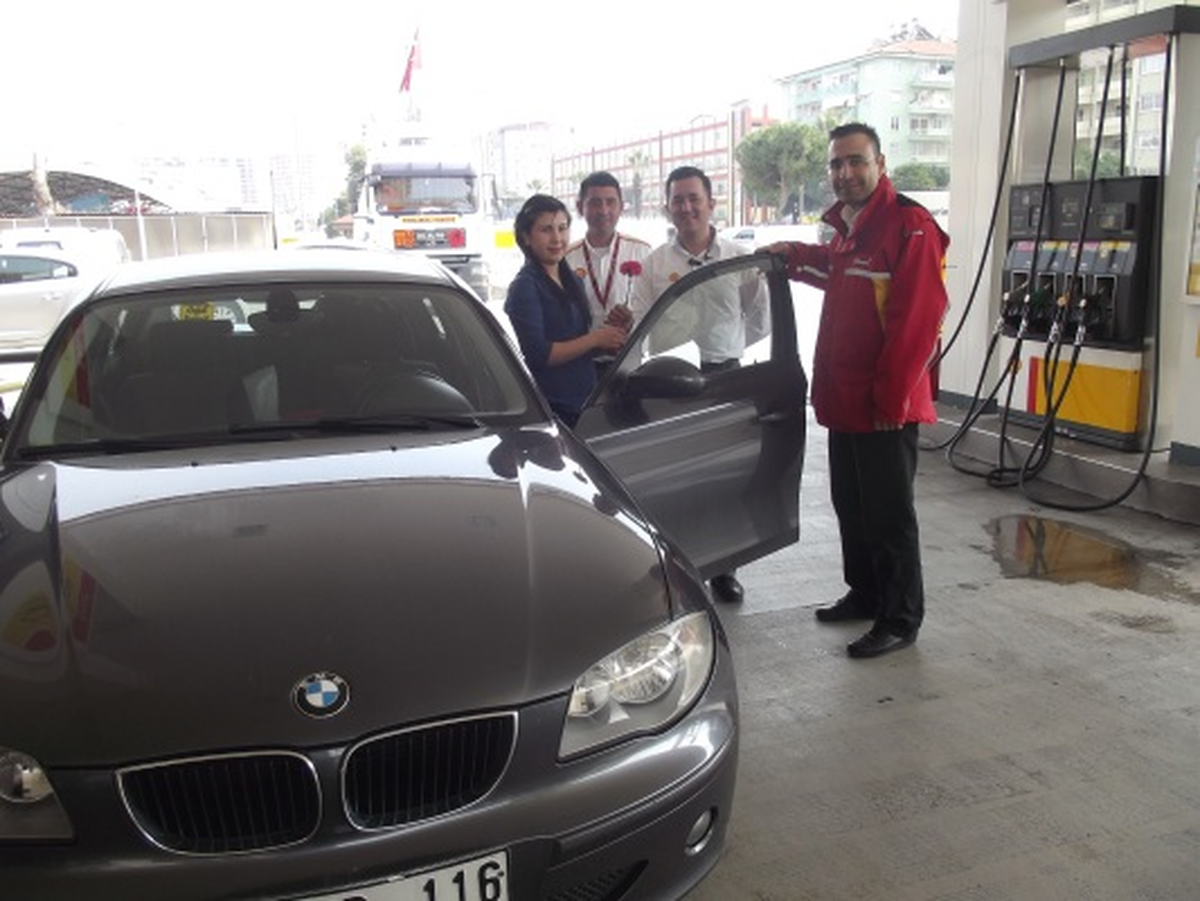 Shell\'den Kadınlara 8 Mart Sürprizi