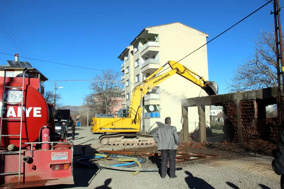 Suşehri Sosyal Güvenlik Kurumu Hizmet Binasının Harfiyat Çalışmalarına Başlandı