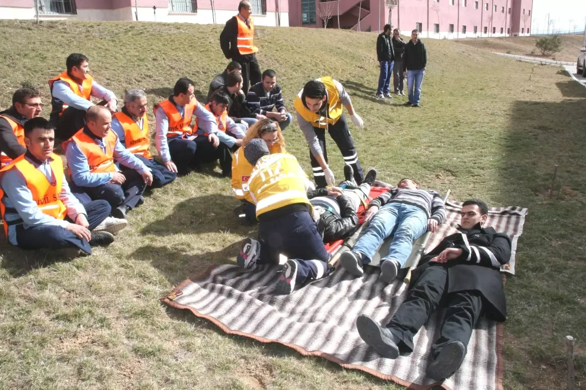 Yozgat\'ta Deprem ve Yangın Tatbikatı