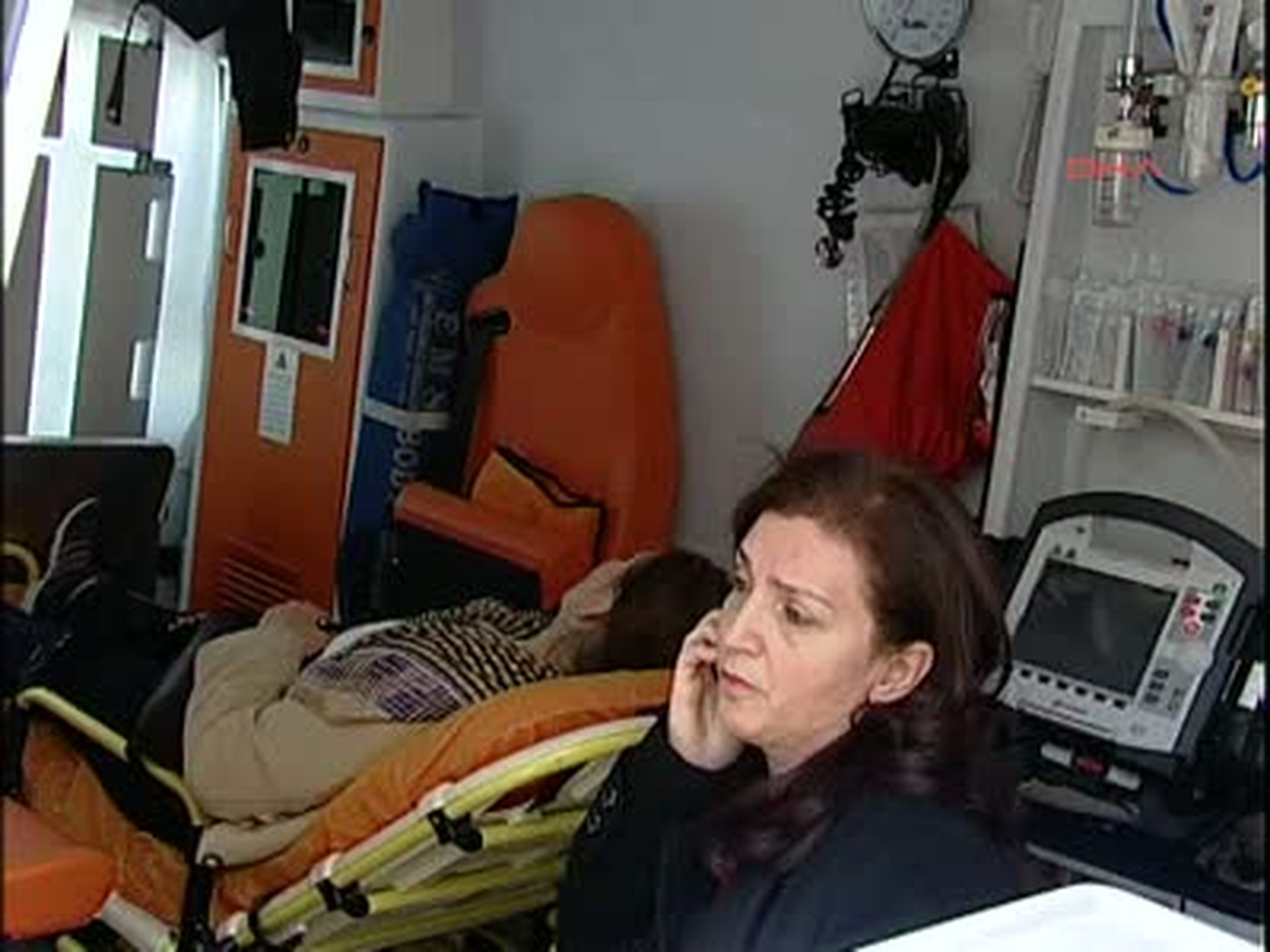 5 Araç Birbirine Girdi: 2 Yaralı